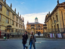 Load image into Gallery viewer, Discover 1000 Years of Historic Oxford in 90 minutes! Join Guided Walking Tour of Oxford University &amp; Oxford City
