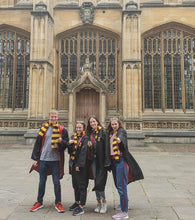 Load image into Gallery viewer, Harry Potter Filming Locations &amp; Oxford University Walking Tour - Everyday at 12.30 pm for 90 minutes
